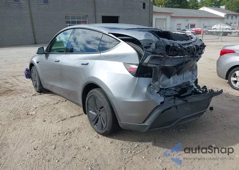 2026 Tesla Model Y Long Range Dual Motor All-Wheel Drive/Long Range Launch Series из США, поврежденный, VIN 7SAYGDEE1TF326764